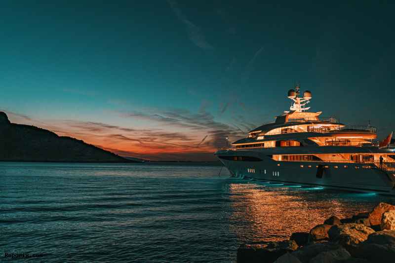 The Luxury Lives of Athletes: Private Jets, Mansions & Million-Dollar Cars